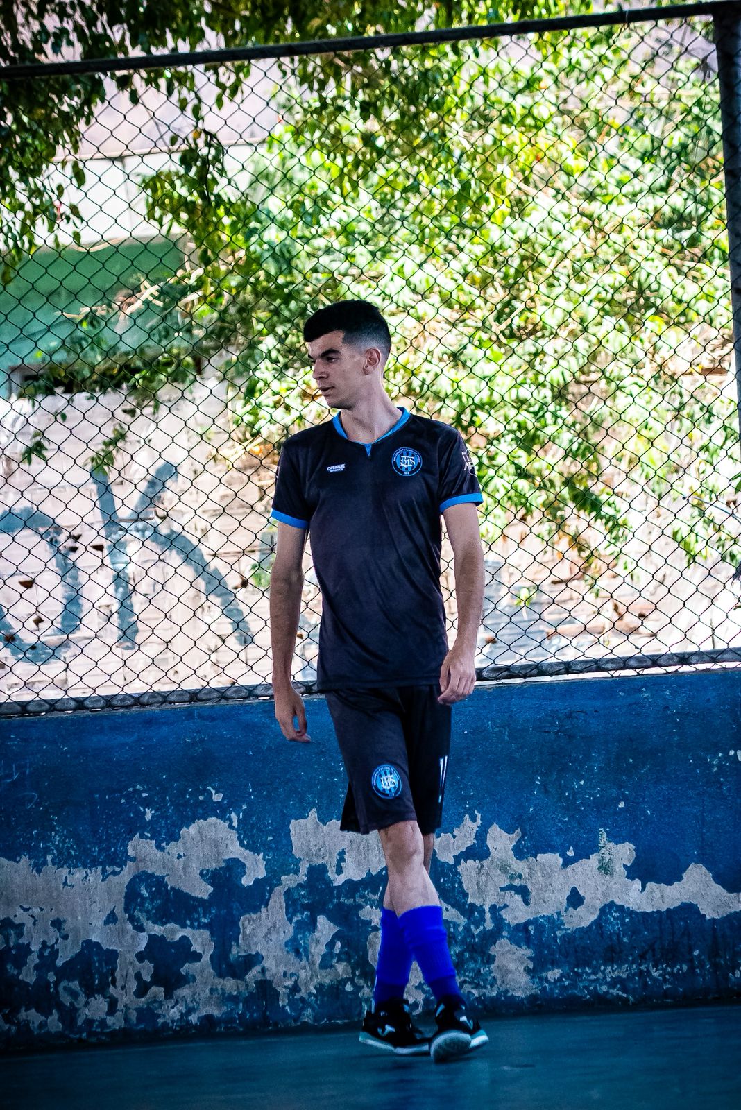 7 - LÉO
